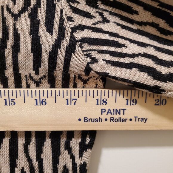 Vintage Ruby Cho Wool Blend Animal Print Embroidered Cardigan Small - Picture 7 of 9